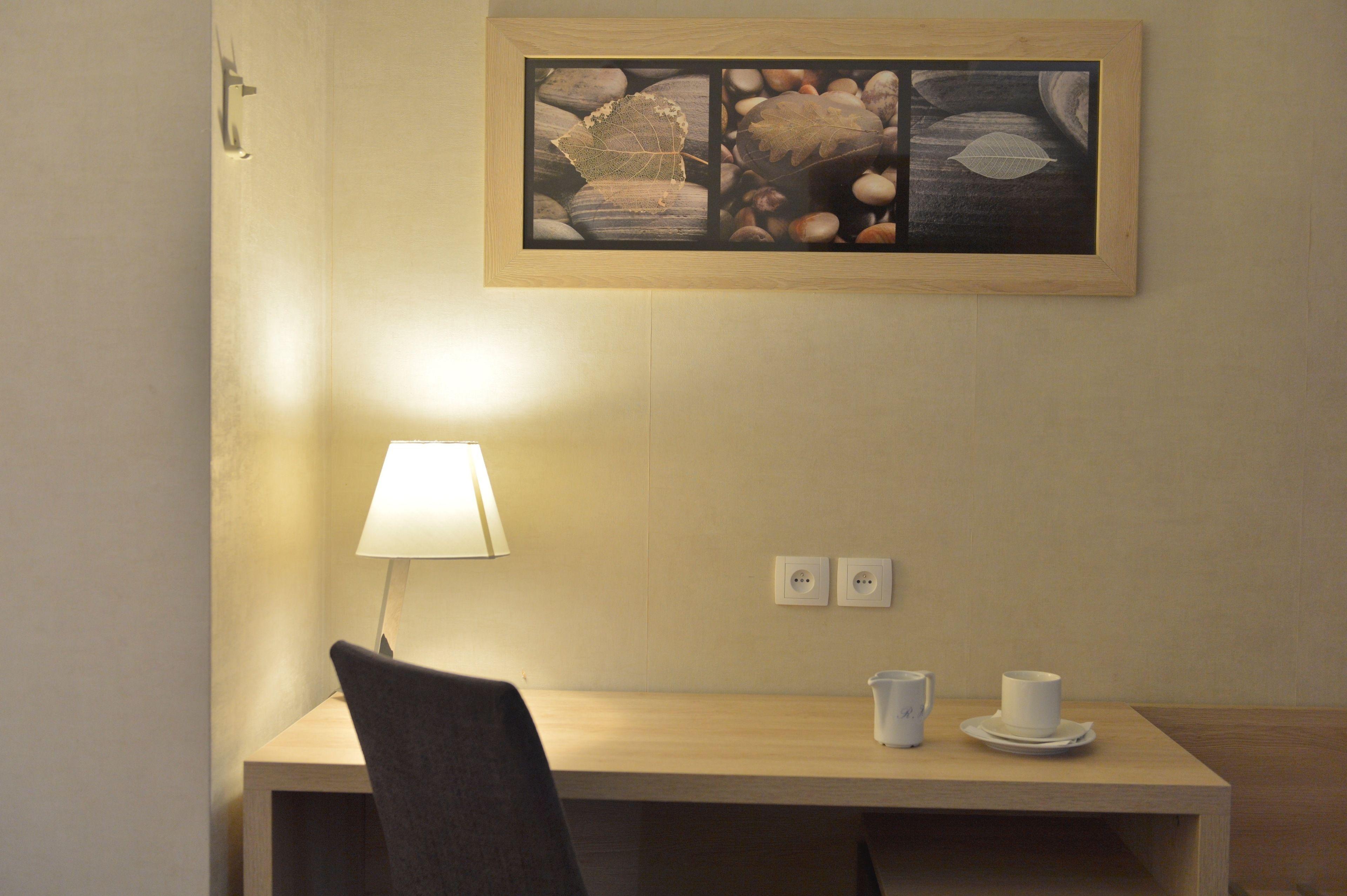 Hotel Renoir Montparnasse Parigi